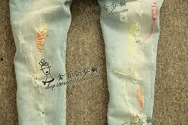 成人裤子破洞缝补视频,破洞裤子焕新颜